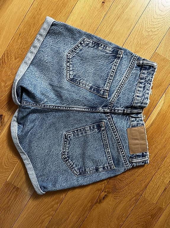 Jeans: ZARA Mom Shorts – Usato da Zürich venduto da apple-pie12 2