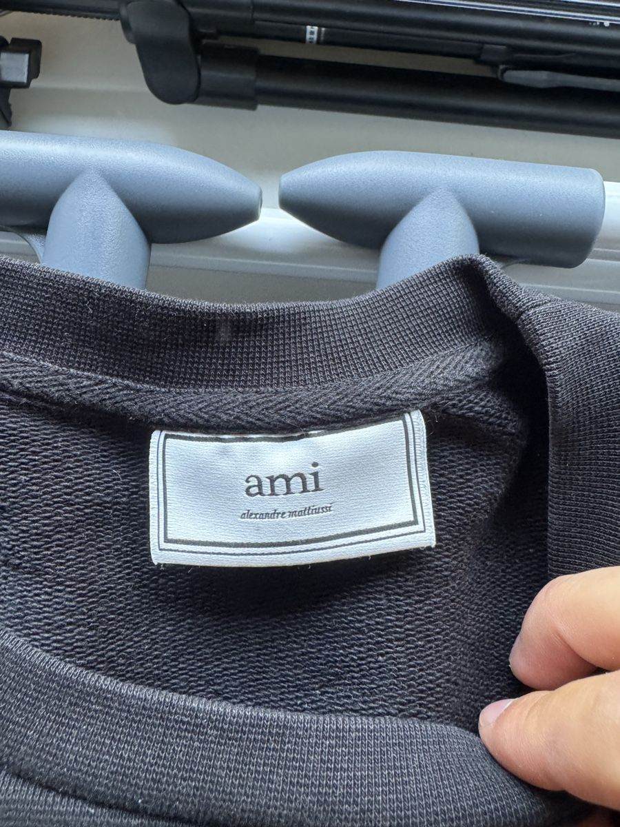 Maglioni & Felpe: AMI Pullover schwarz guter Zustand – Usato da St. Gallen venduto da rechsteinersell 1