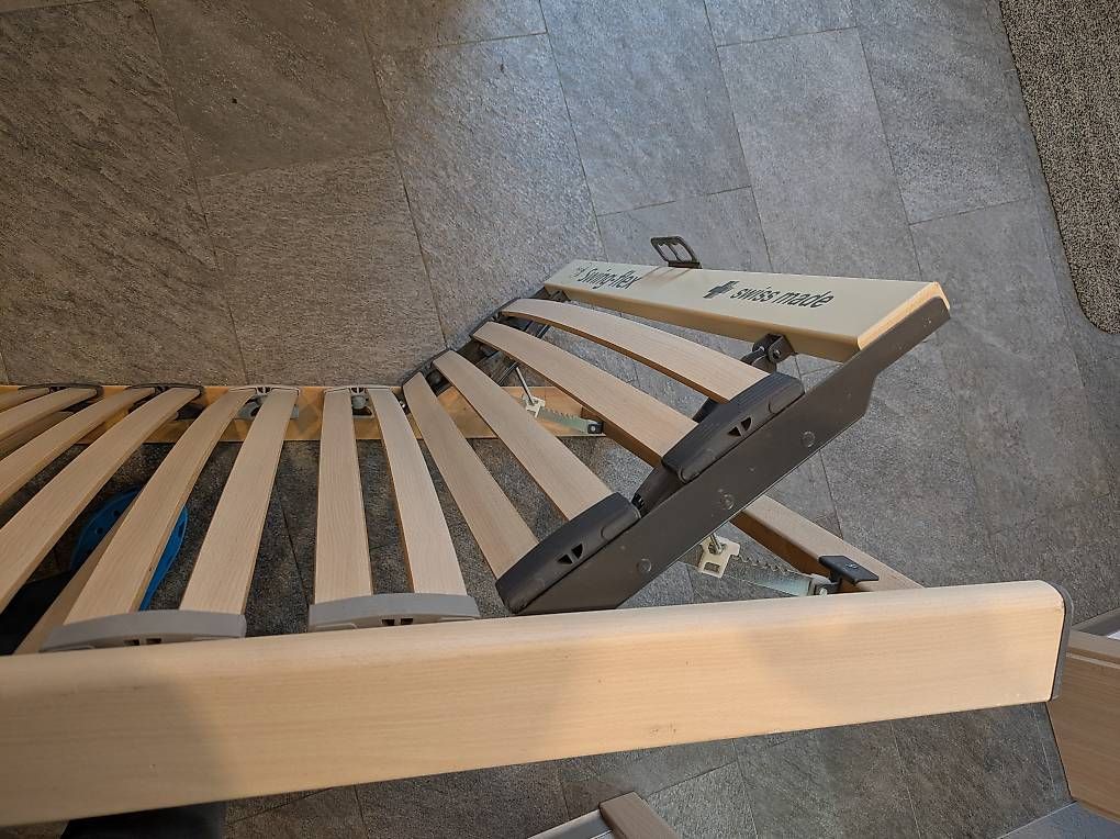 Bico Lattenroste: Sommier, Lattenrost Bico – Gebraucht aus Couvet von nicolas30 2