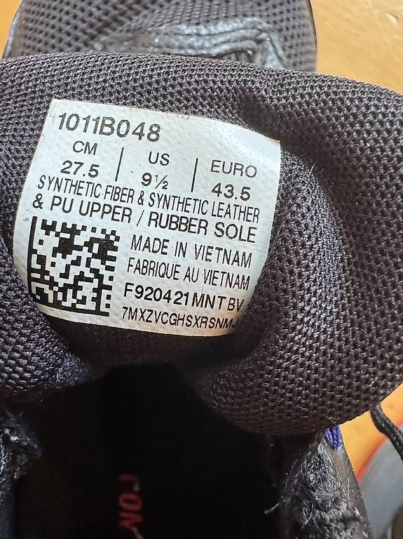 Scarpe da donna: Turn-/ Laufschuh – Usato da Appenzell Steinegg venduto da pba_z8py 3