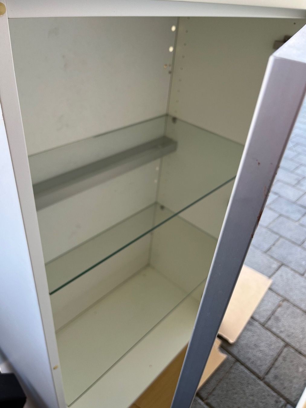 Vetrine: Hülsta Now Glasvitrine – Usato da Recherswil venduto da Mrizzo 3