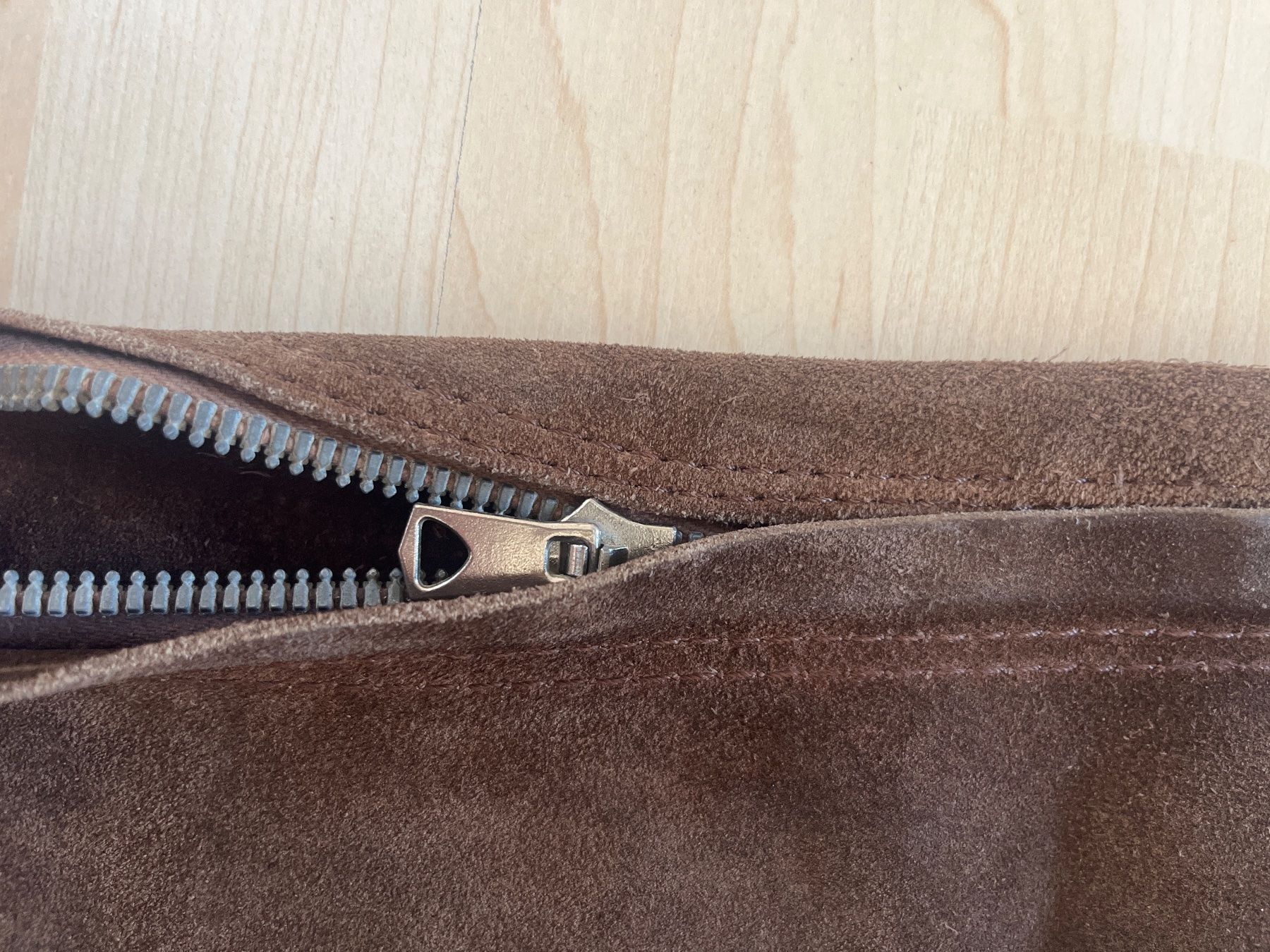 Pantaloni: braune Western-Chaps aus Wildleder – Usato da Uetikon am See venduto da Izrag98 2