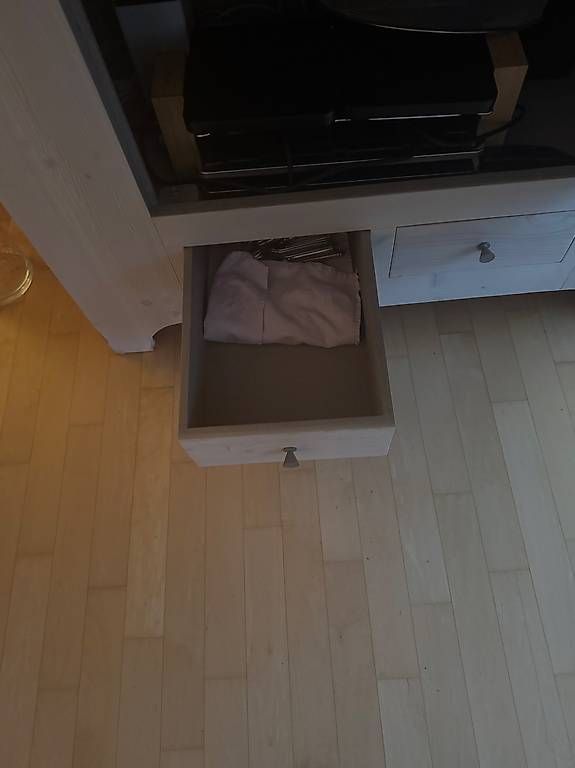 Armadi: Holzschrank  – Usato da Meggen venduto da ine_ww96 2