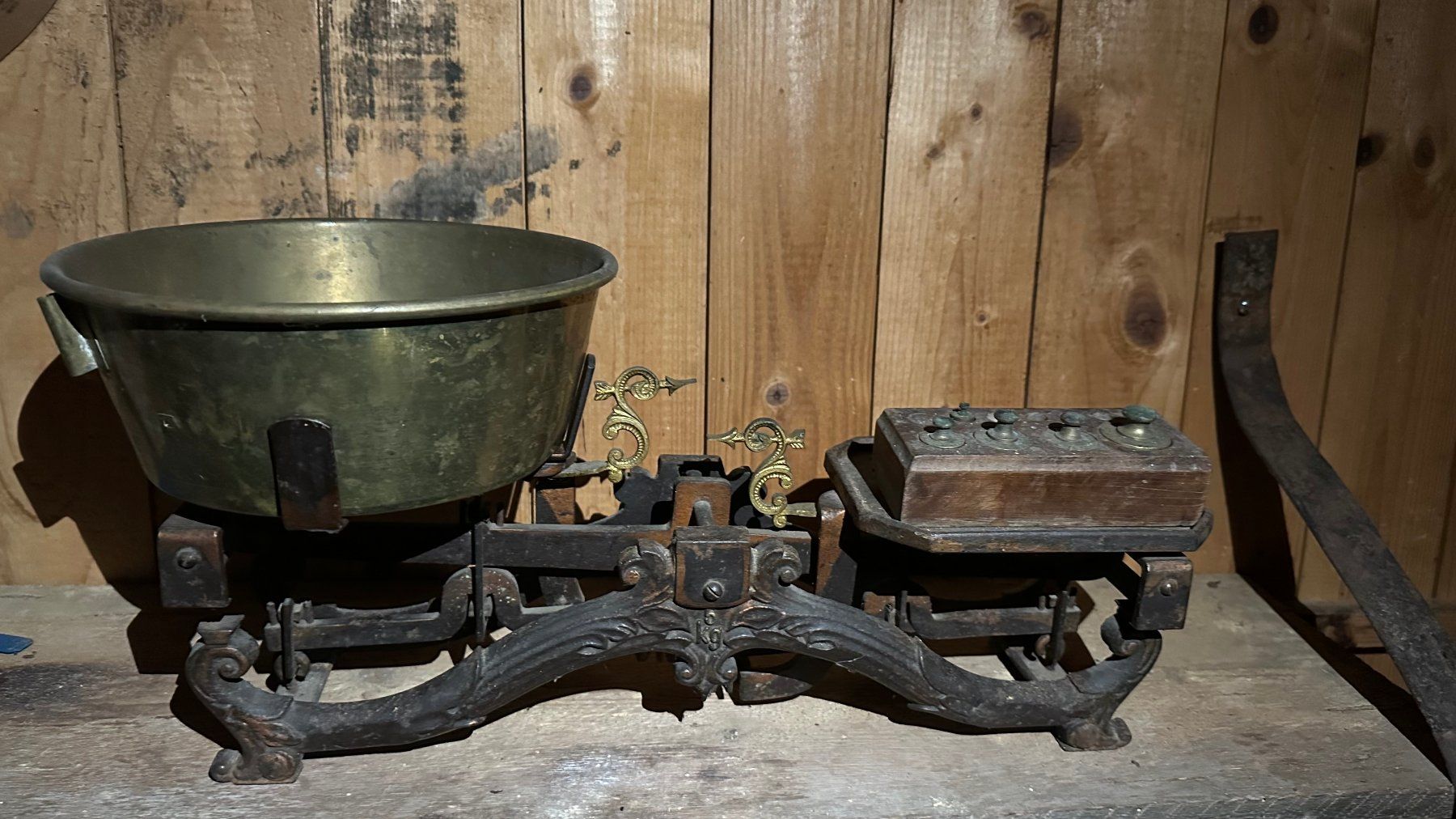 Tutte le decorazioni: Wunderschöne antike Küchenwaage mit Gewichten - Deko – Usato da Würenlos venduto da Sa_li