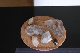 Diverse Bergkristalle
