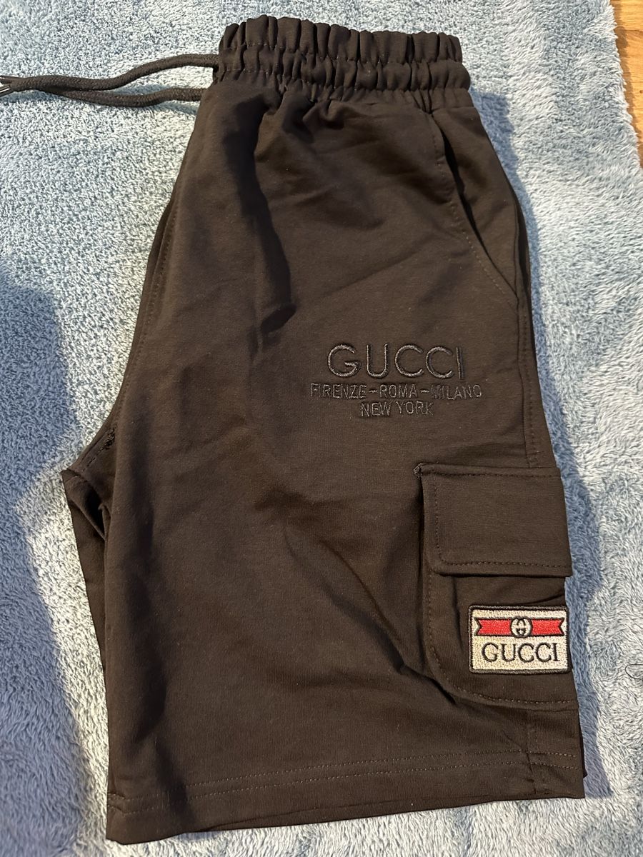 Gucci Hosen: Gucci Men's Cargo Shorts - Black L – Gebraucht aus Basadingen von ttb_vs95 1