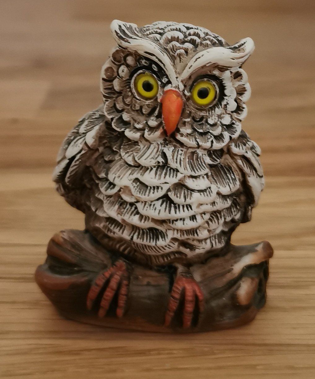 Figuren: Handbemalte kleine Eulenfigur aus Italien – Gebraucht aus Birsfelden von dsc_f8gx