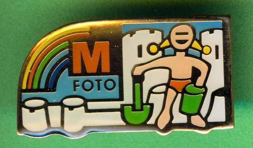 Placchette & Badge: MIGROS  FOTO – Usato da Winterthur venduto da Sammleroase