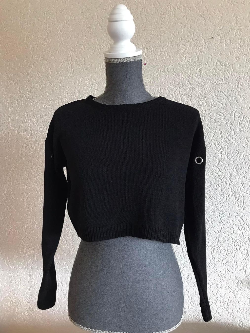 Maglioni & Felpe: Strickpulli Pullover Damd Schwarz Gr.XS – Usato da Frenkendorf venduto da Style365