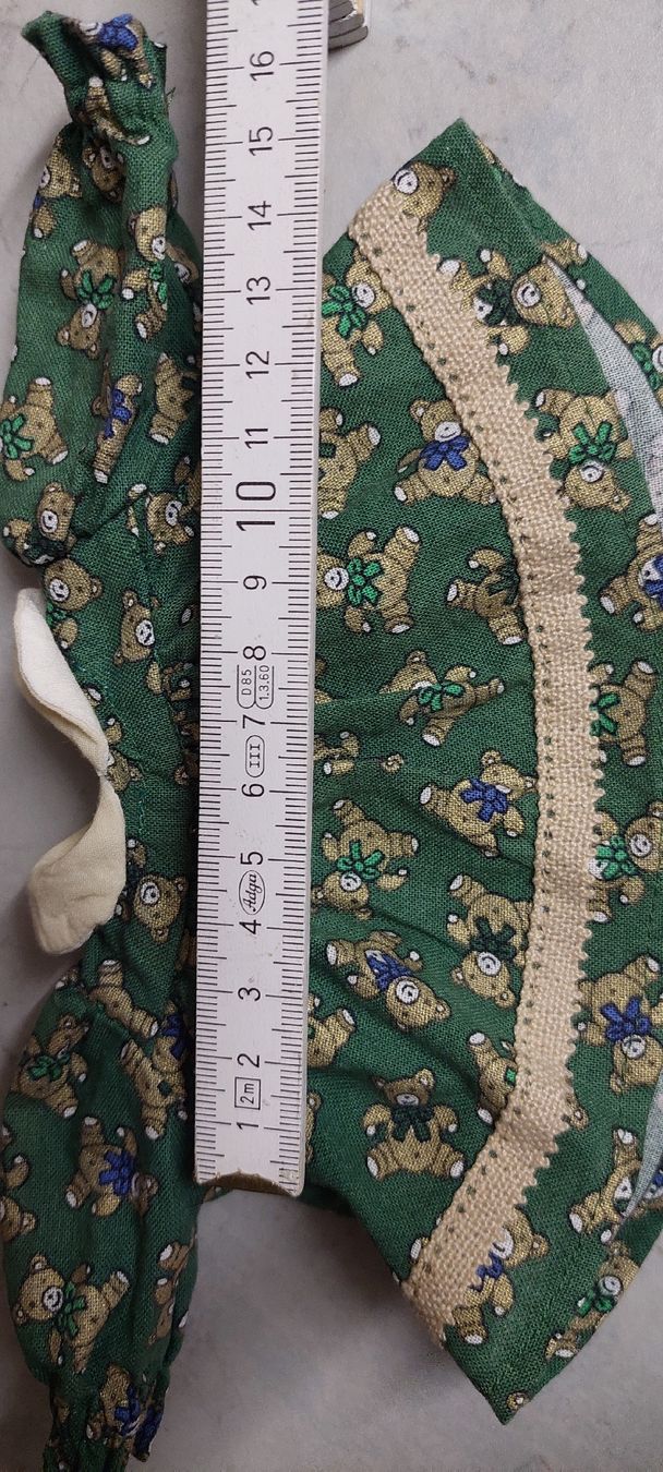 Bambole: Puppenkleider  aus Vitrine – Usato da Muri AG venduto da nindo1 2