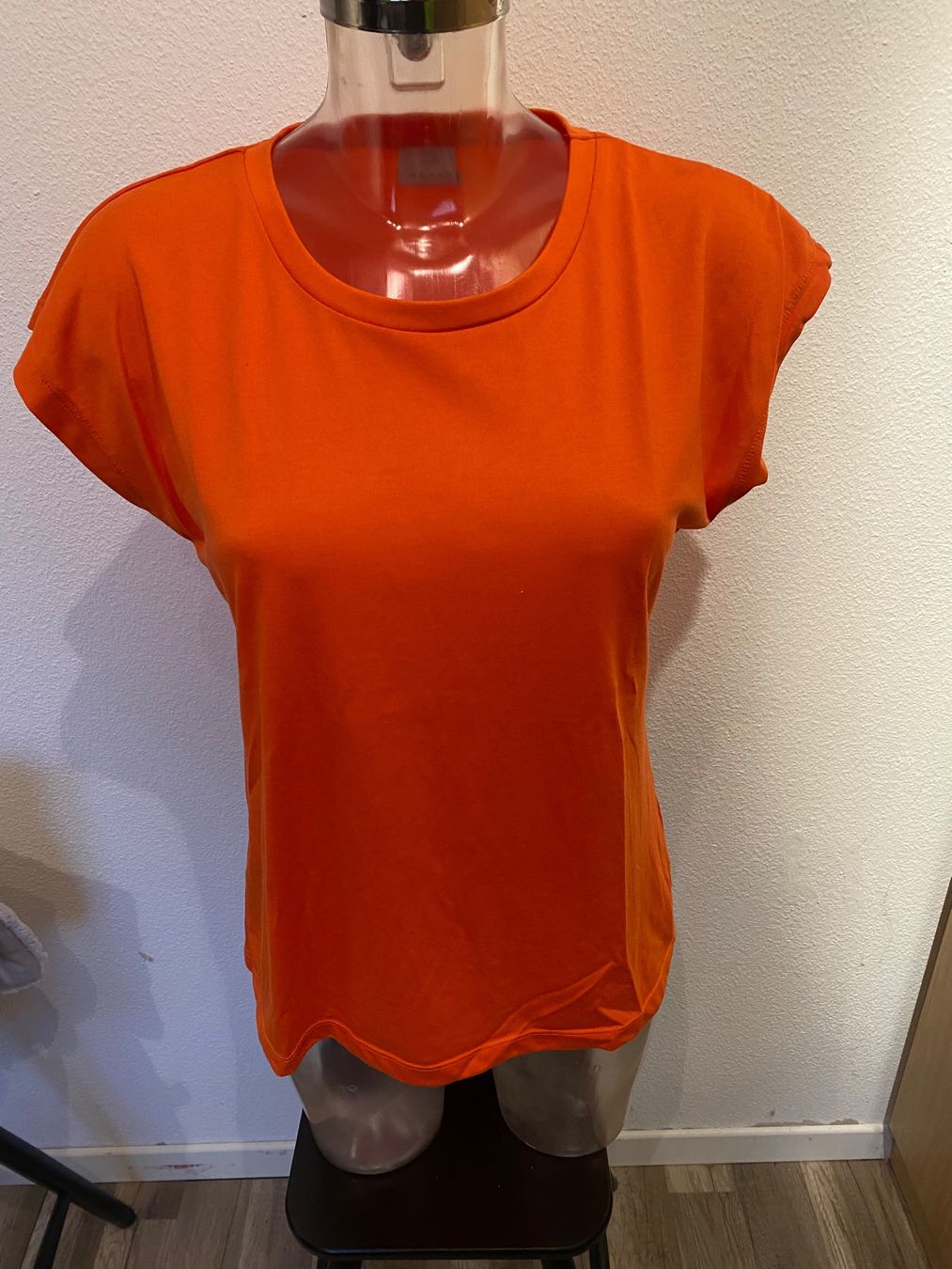 T-shirt: Kaffe Shirt orange Grösse M – Usato da Allenwinden venduto da Obalu 1
