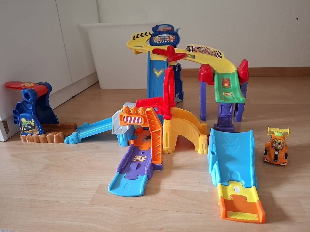 Giocattoli: Tut tut Stuntpark – Usato da Reinach BL venduto da Delilein 2