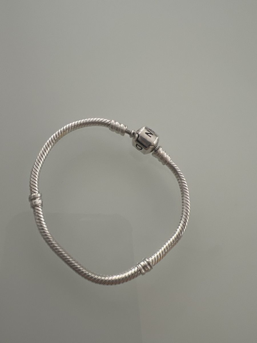 Pandora Armbänder & -reifen: Pandora-Armband 17cm – Gebraucht aus Therwil von Miss-Moneypenny67