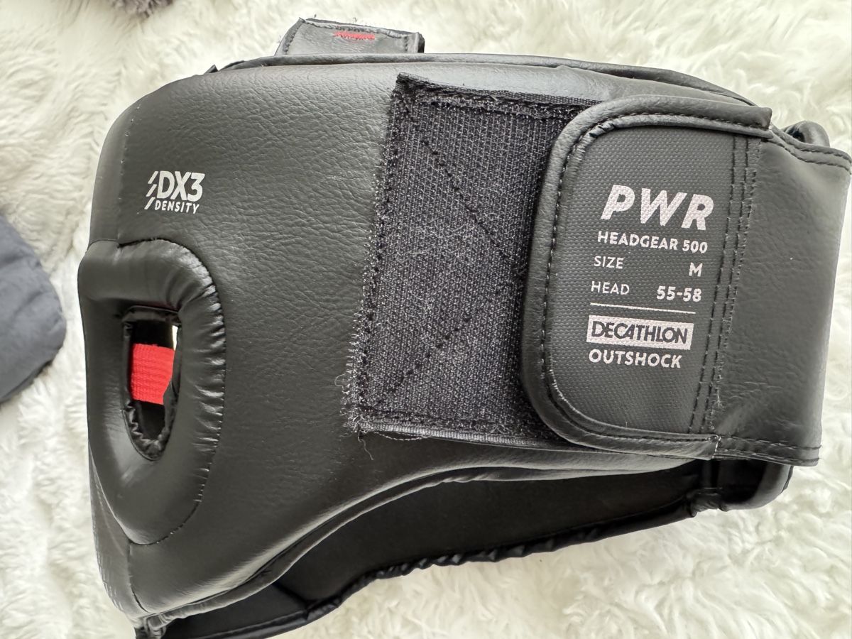 Decathlon Caschi: Boxhelm M/55-58cm – Nuovo (secondo la descrizione) da Willisau venduto da sebi_12 2