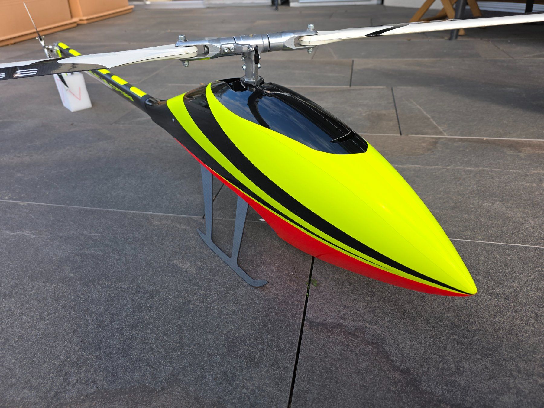Modellismo RC: Henseleit TDR II 14S Helikopter mit Top Komponenten – Usato da Ennetbürgen venduto da Czgrach 1