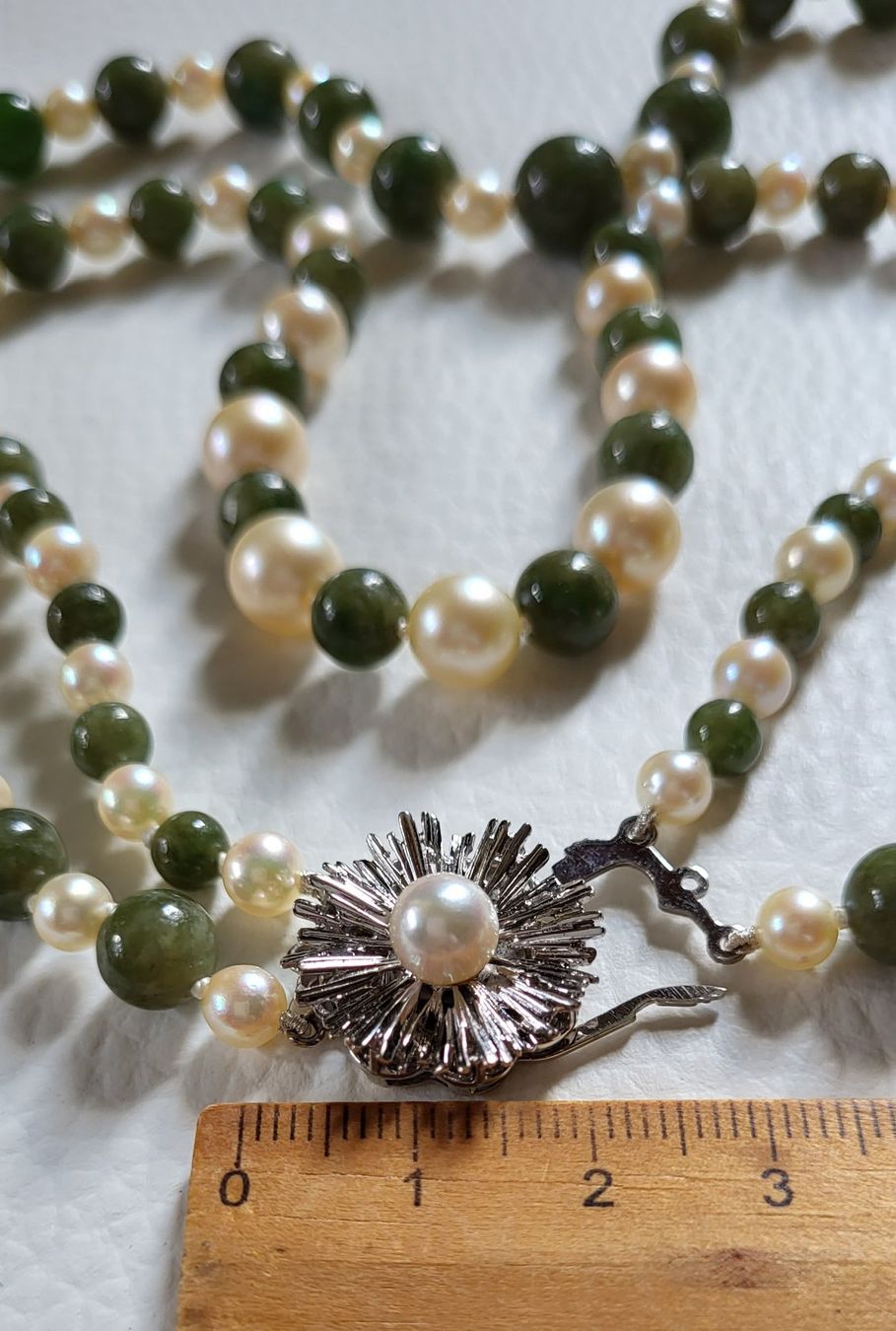 Catenine: 585 Weiss Gold Perlen und Stein Collier – Usato da Wald ZH venduto da Dasilver