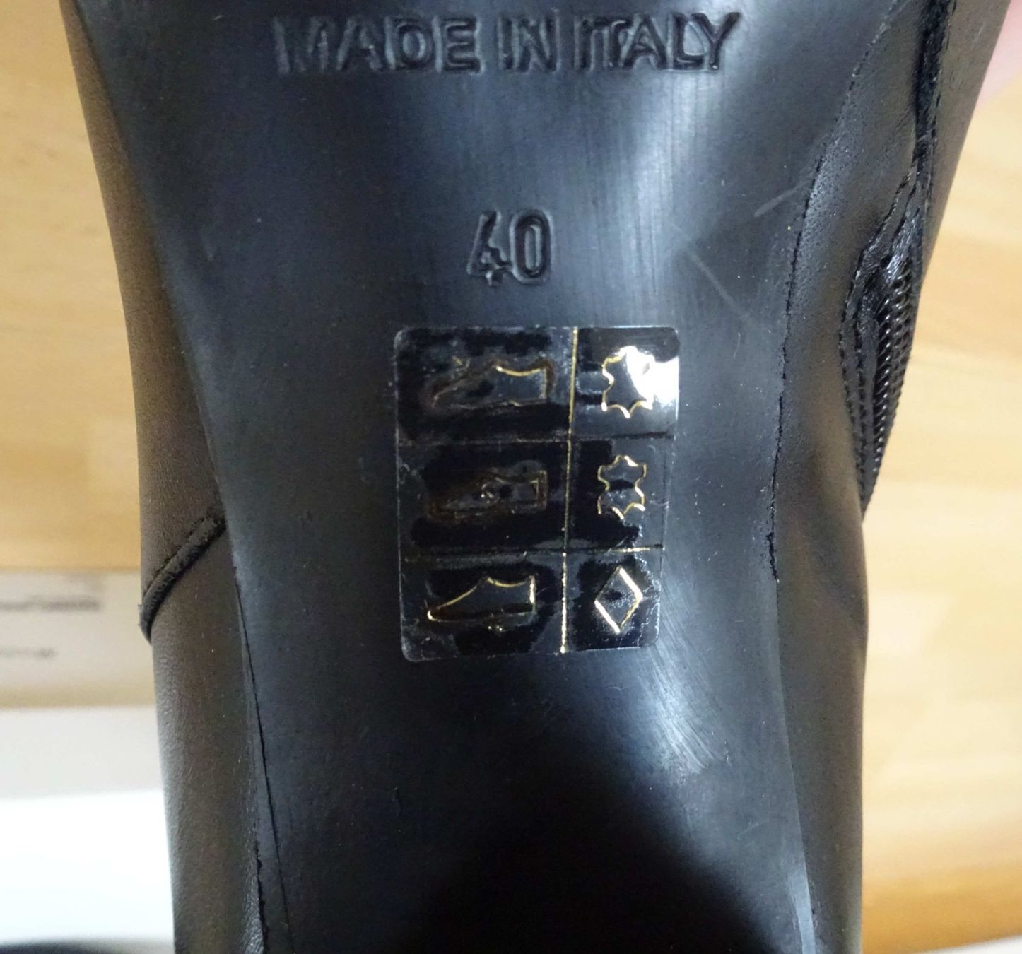 Scarpe da donna: Massimo Rebecchi - Neue Stiefeletten - Leder - Grösse 40 – Nuovo e nell'imballaggio originale da Zofingen venduto da Justizia_01 1
