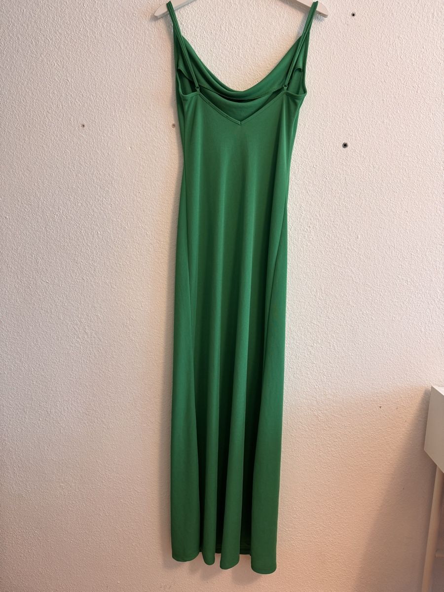 Pull&Bear Kleider: robe verte femme Pull&Bear, XS – Neu (gemäss Beschreibung) aus Lausanne von Michel_Ozcan 1