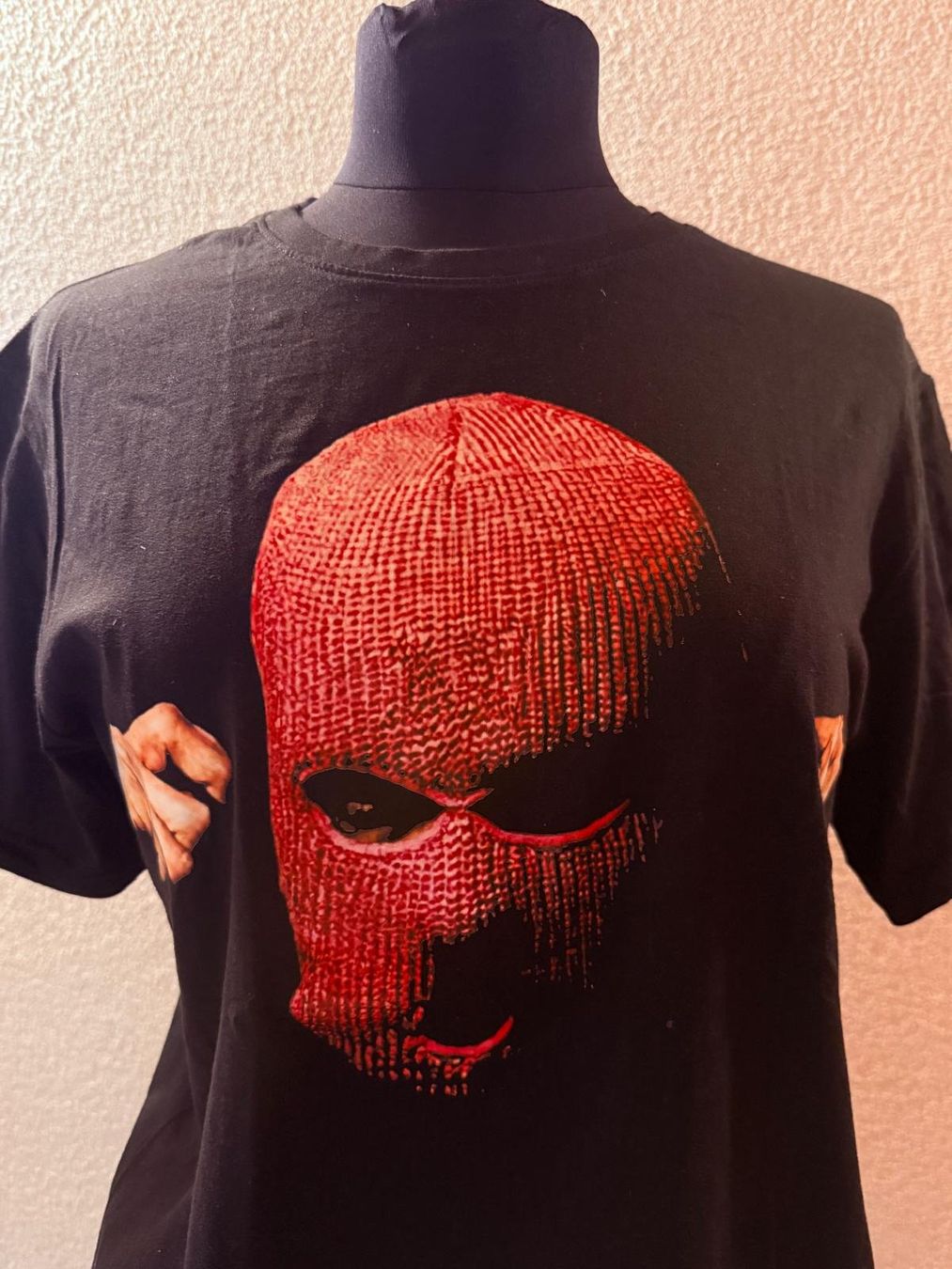 T-shirt: T-Shirt – Nuovo (secondo la descrizione) da Oberbalm venduto da M32V4 1