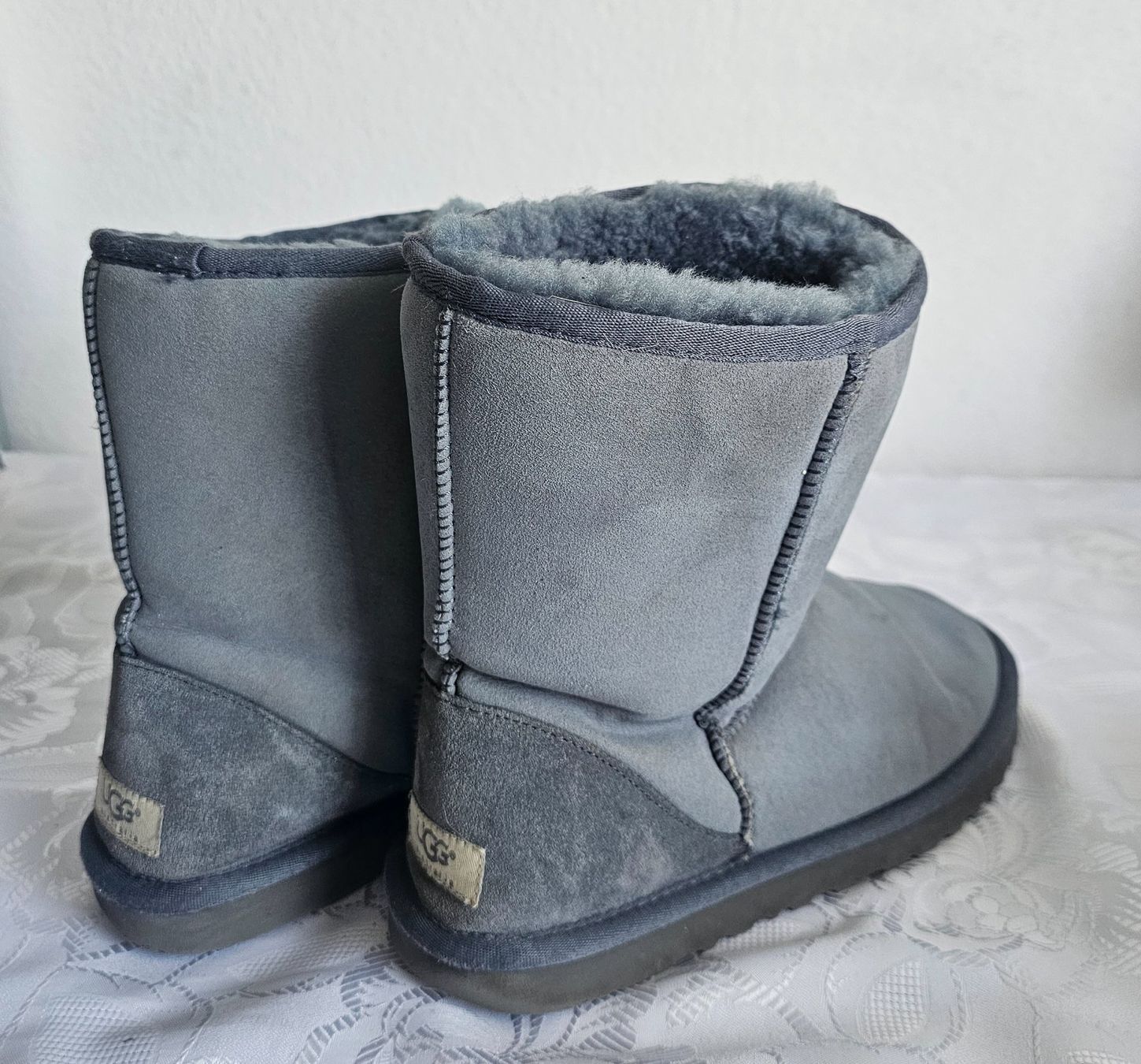 Ugg Scarpe da donna: *UGG* Original Damen Nr.W9 – Usato da Bronschhofen venduto da David80