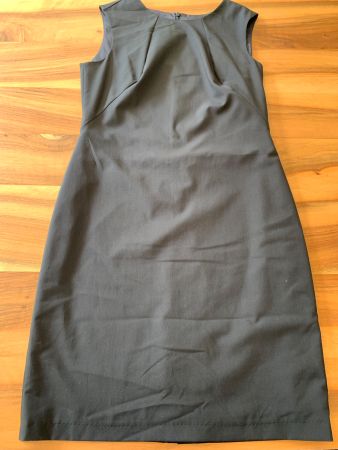 SOCCX Etuikleid schwarz Grösse 38/M