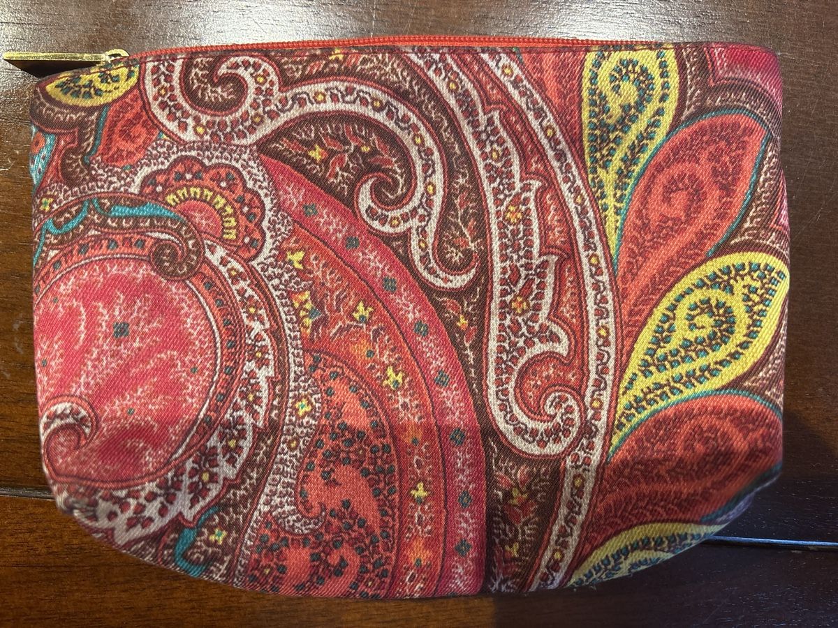 Etro Custodie per cosmetici: Original Etro Schminktäschli – Usato da Pratteln venduto da sab_whk9 1