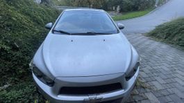 Auto Chevrolet Aveo silber 210473 km gebrauchter Zustand