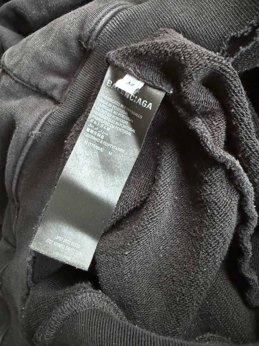 Balenciaga Maglioni & Felpe: Balenciaga Hoodie – Usato da Luzern venduto da L.L.G 3
