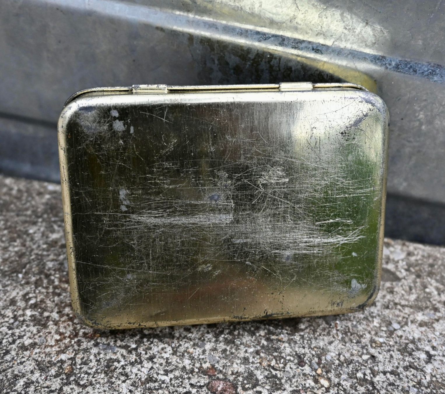 Dosen: alte  BLECHDOSE Tom Long LONDON Tobacco – Gebraucht aus Pfaffhausen von mono_rec 5