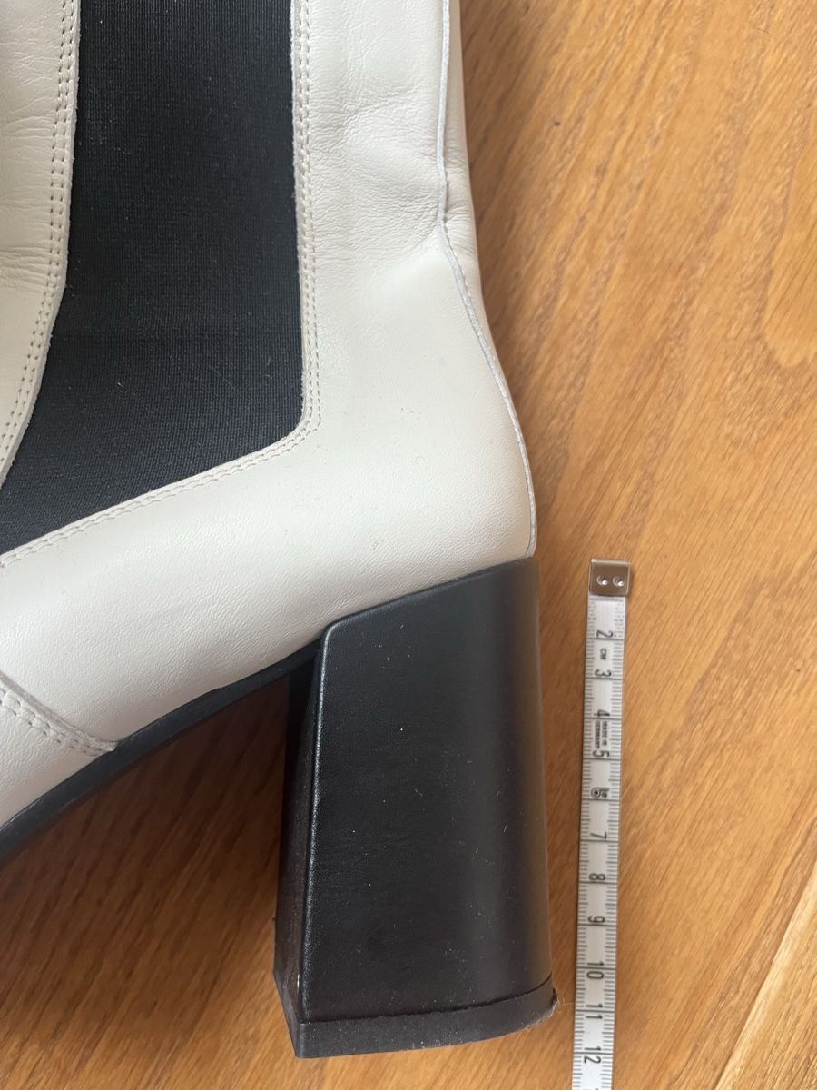 Damenschuhe: Weisse Leder Stiefeletten Gr. 41, Bervicato – Gebraucht aus Wädenswil von Iana32 4