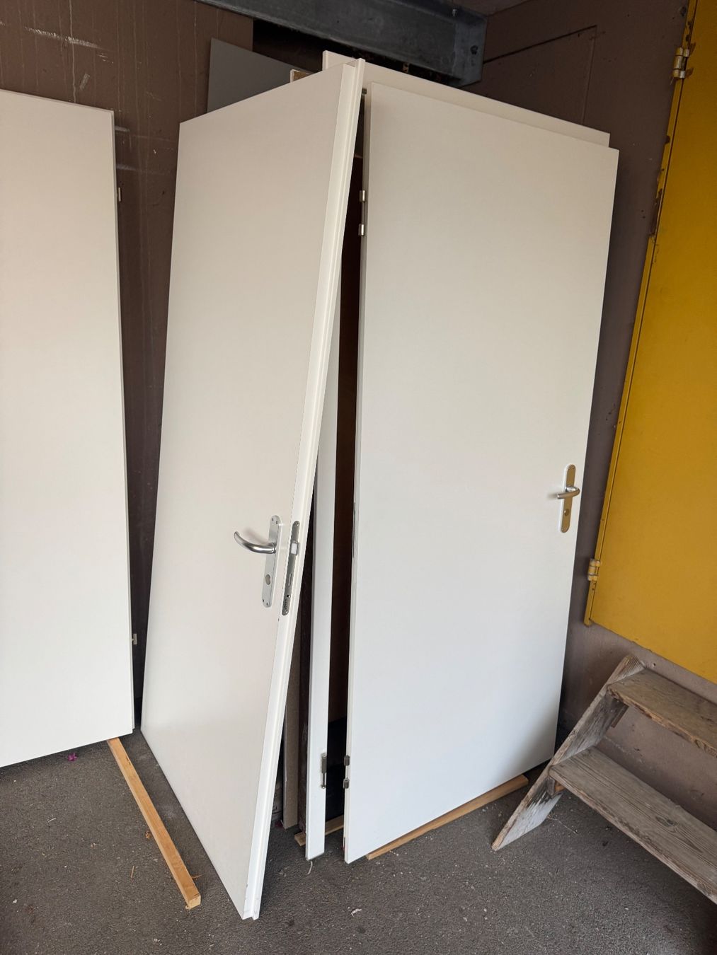 Porte: Futtertüre 900x2001 Zimmertüre – Usato da Aarwangen venduto da rudolf1960