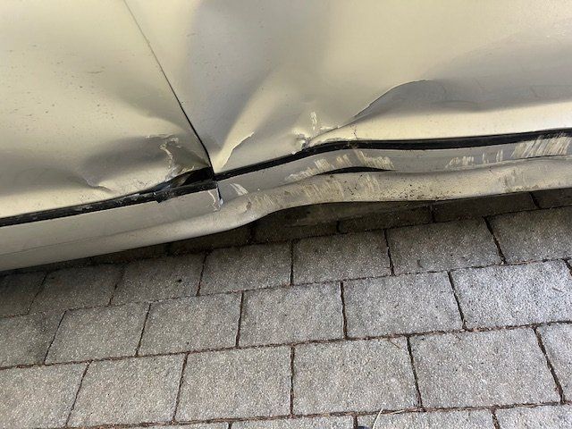 Audi Automobili: Audi A6 Quattro Kombi 3.0 TDI / Unfallauto – Usato da Ruggell venduto da carant 4