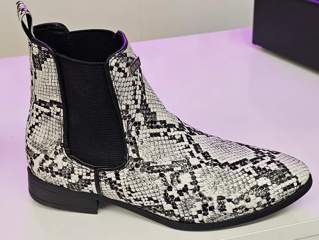 Scarpe da donna: Schuhe leder  Gr.36 NEU – Nuovo e nell'imballaggio originale da St. Gallen venduto da Moda.1