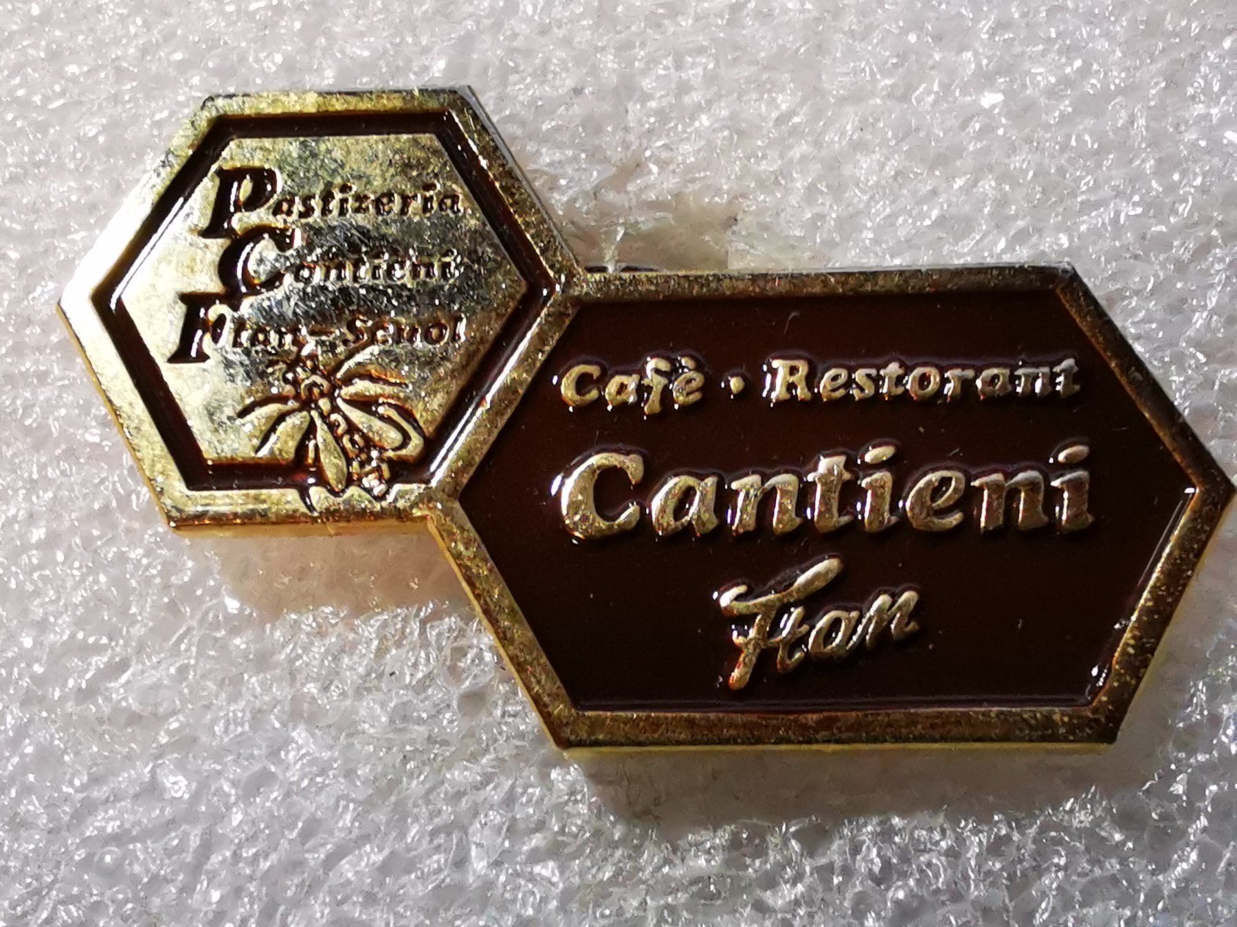 Placchette & Badge: Ansteckpin 32: Cantierri – Usato da Oppligen venduto da Pin-Fall-Shop
