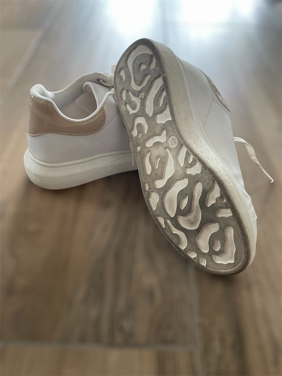 Scarpe da donna: Weisse Frühlings-Sneakers, Grösse 37 – Usato da Thundorf venduto da paglialongamaria 3