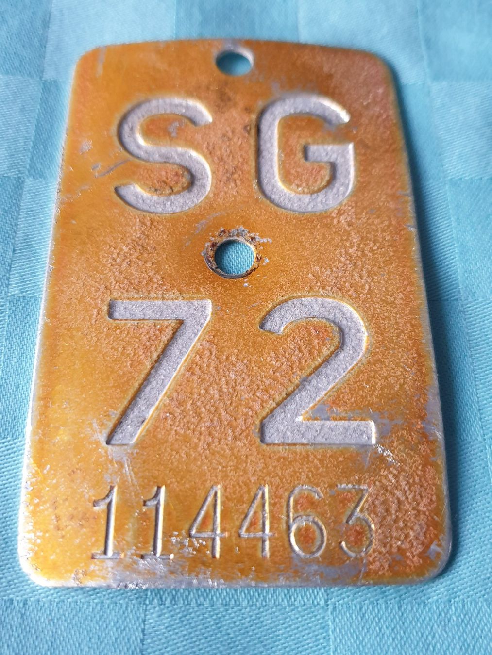Insegne: Velonummer SG 72 gelb – Usato da Mörschwil venduto da spirspi