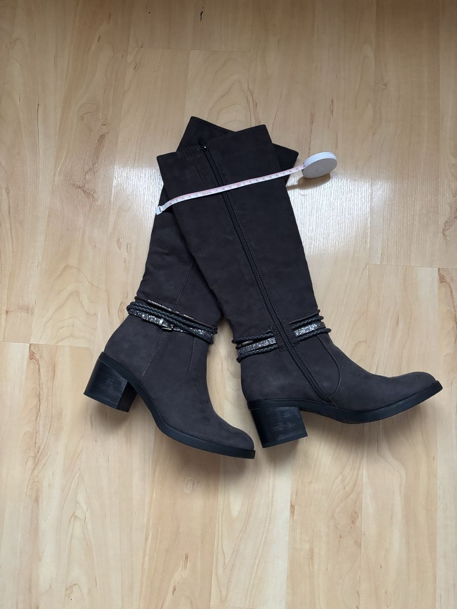Scarpe da donna: Bottes hautes aspect daim gris, taille 37 parfaites! – Usato da Aigle venduto da Barbiette 2