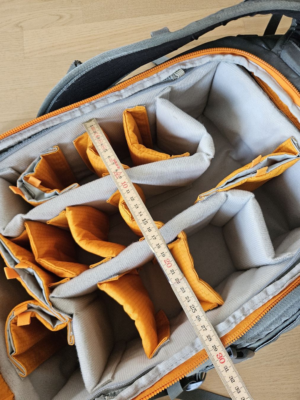 Lowepro Zaini: Lowepro Whistler BP 450 AW gebraucht – Usato da Jona venduto da and_2w5t 5