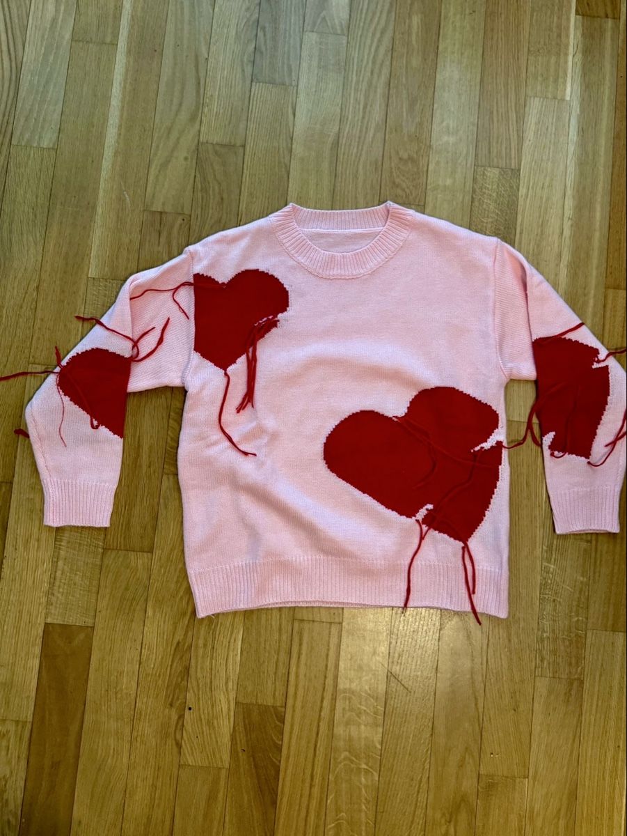 Maglioni & Felpe: Pullover mit Herz-Motiv – Usato da Erlinsbach SO venduto da dikaan 1