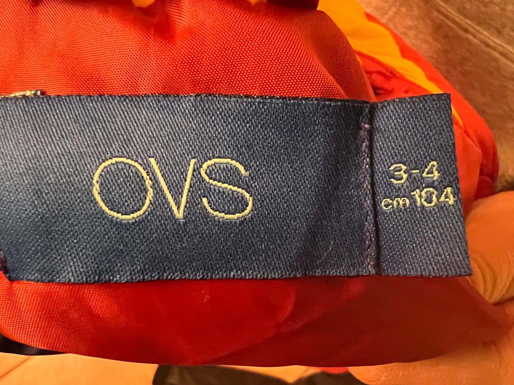 Jacken & Mäntel: Cooles Gilet Grösse 104 – Gebraucht aus Schmitten FR von FAJost 2