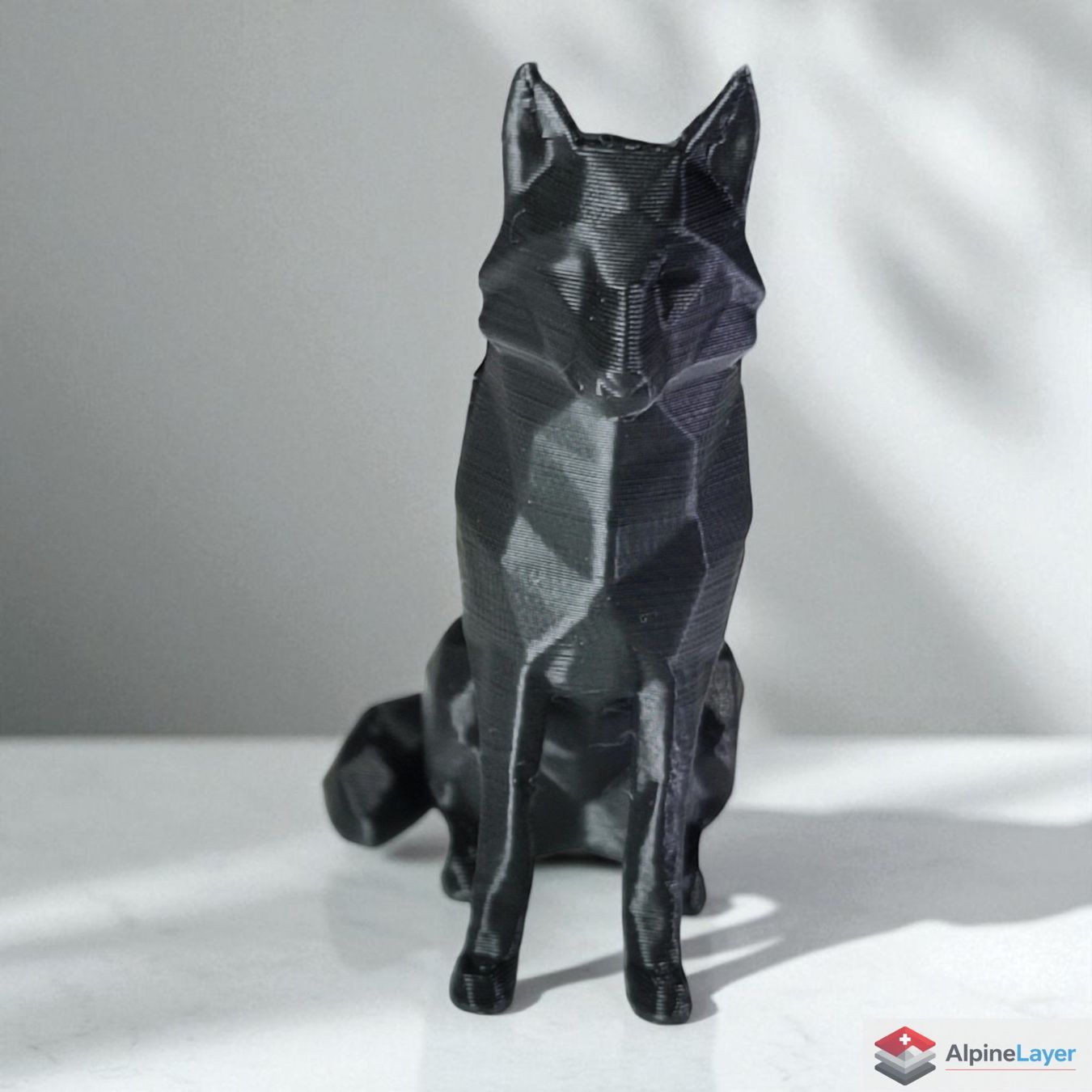 Spielzeuge: Low Poly Wolf 3D Printed Decorative Figure Black – Neu (gemäss Beschreibung) aus Losone von AlpineLayer