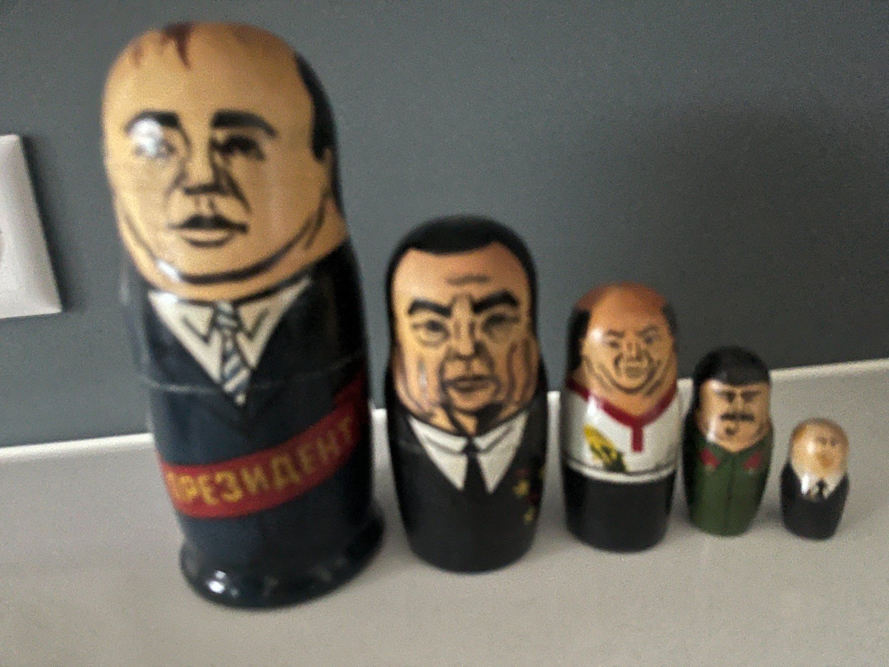 Statuette: Poupées russes ramenées de Russie – Usato da Meggen venduto da CHARCOR 3