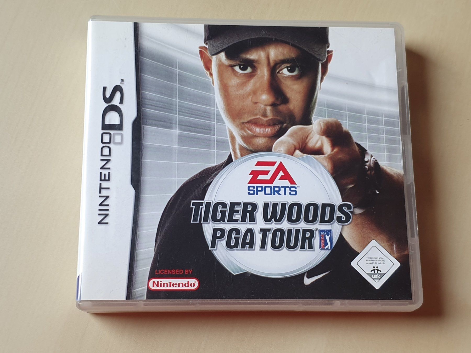 Nintendo Giochi: Tiger Woods PGA Tour – Usato da Stansstad venduto da collectorsshop