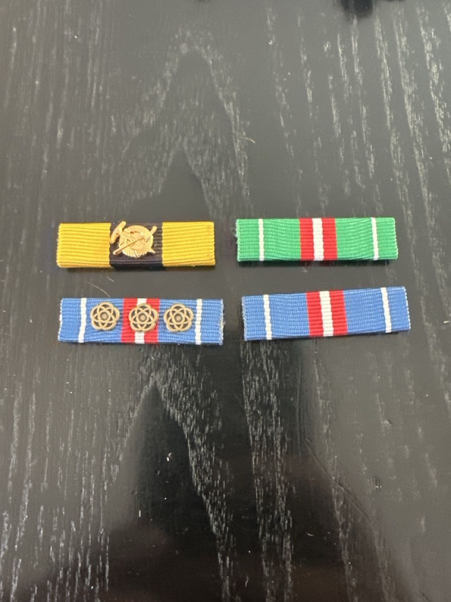 Schweizer Armee Placchette & Badge: Ribbon  – Usato da Morbio Inferiore venduto da Ecod
