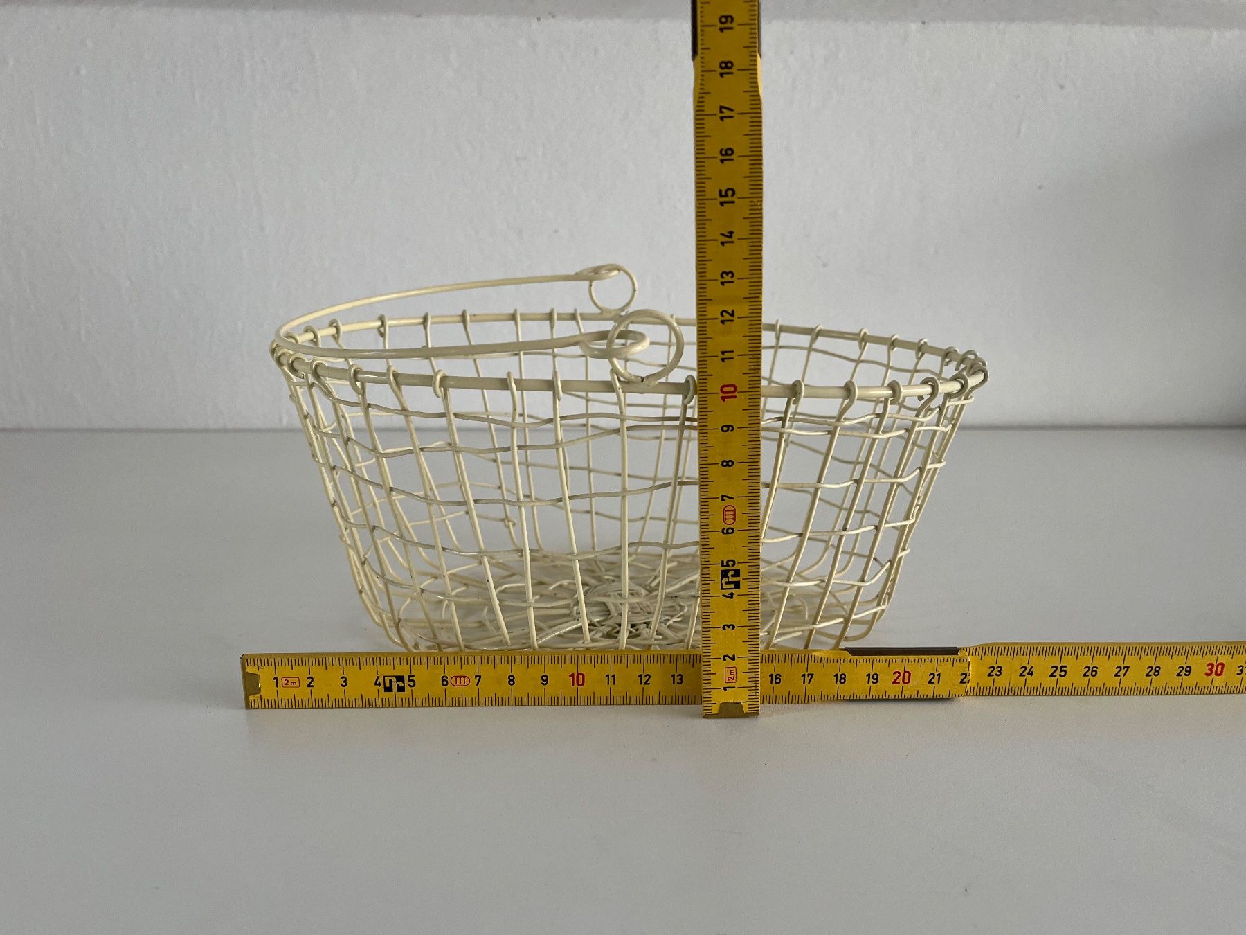 Alle Dekorationen: Korb aus Metalldraht / Shabby Chic – Gebraucht aus Wetzikon ZH von seli03 8