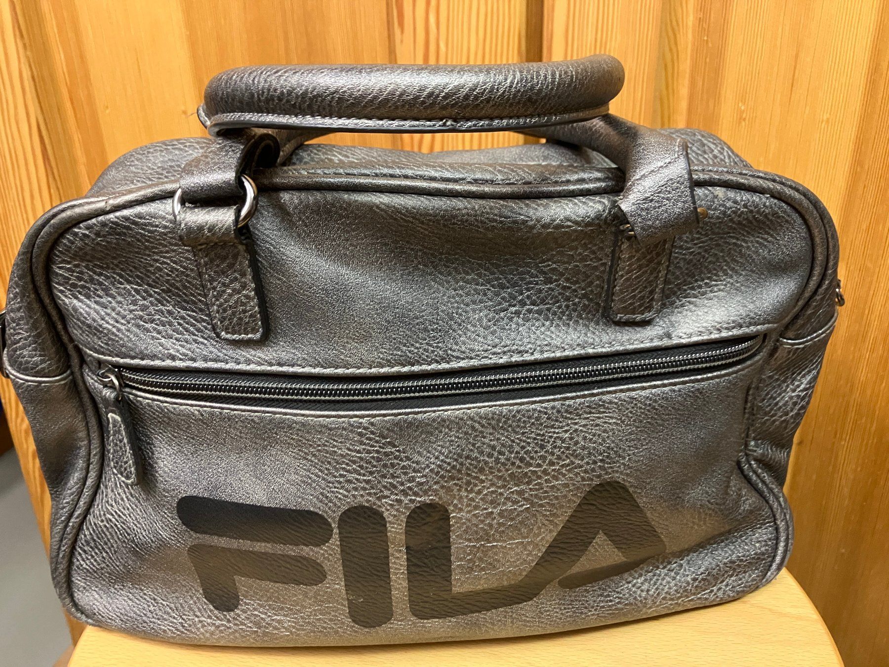 Fila Borse da donna: FILA Handtasche, Grey Edition – Nuovo (secondo la descrizione) da Riedholz venduto da mastercom 1