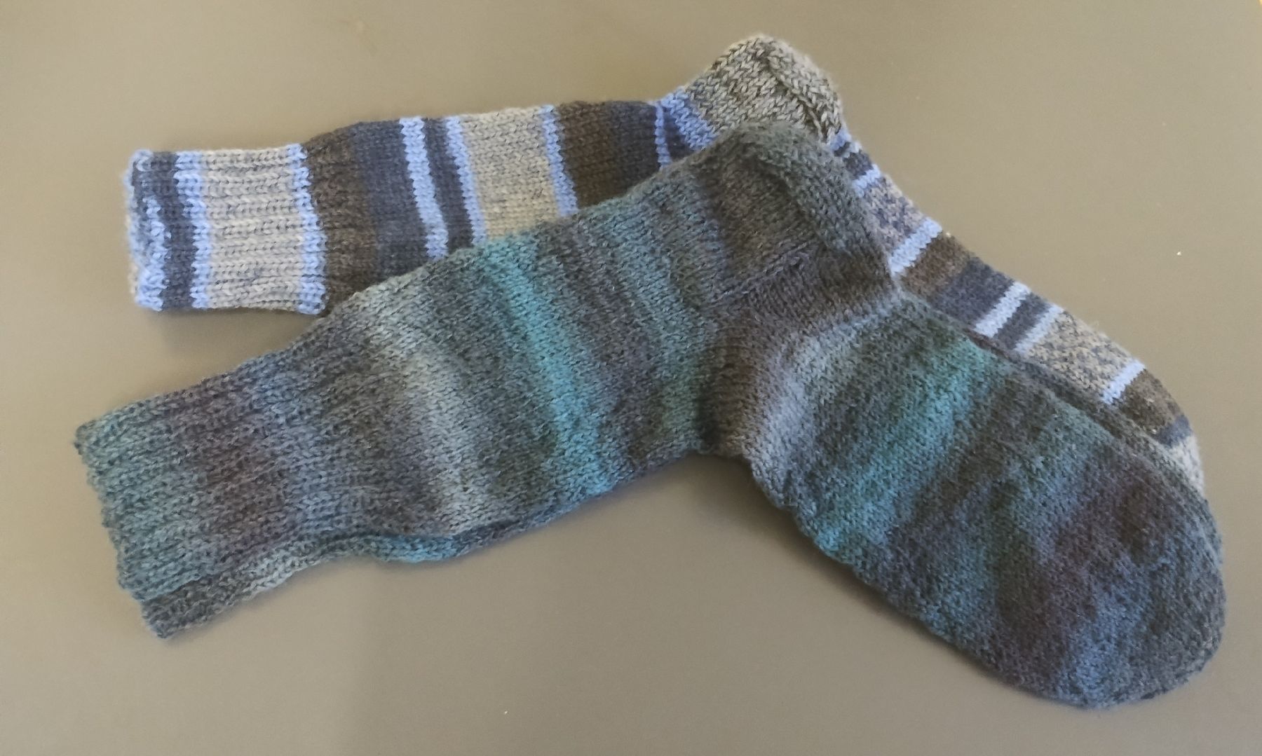 Socken: 2 Paar Wollsocken Grösse 42 – Neu (gemäss Beschreibung) aus Schiers von bak007