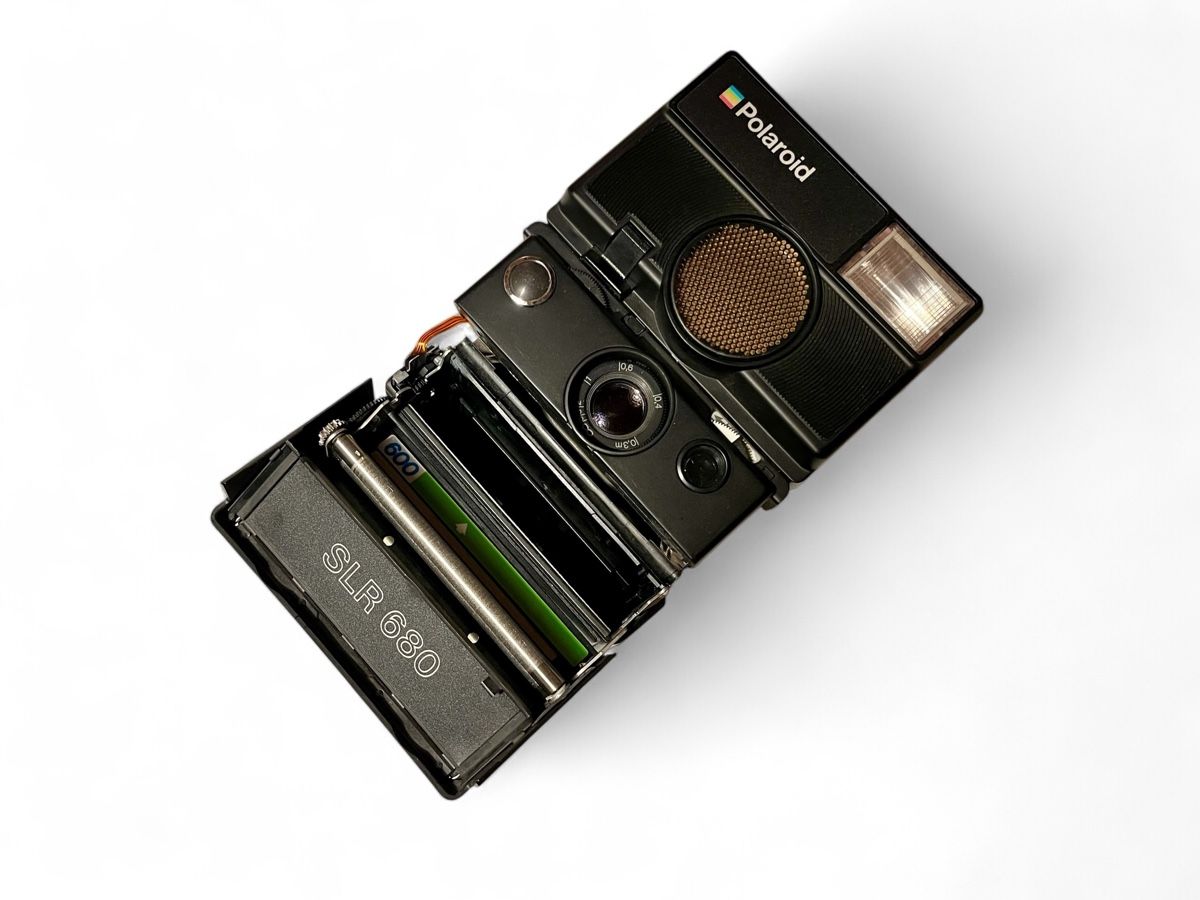 Polaroid Fotocamera: Polaroid SLR 680 – Usato da Hinterkappelen venduto da Ecki90 7