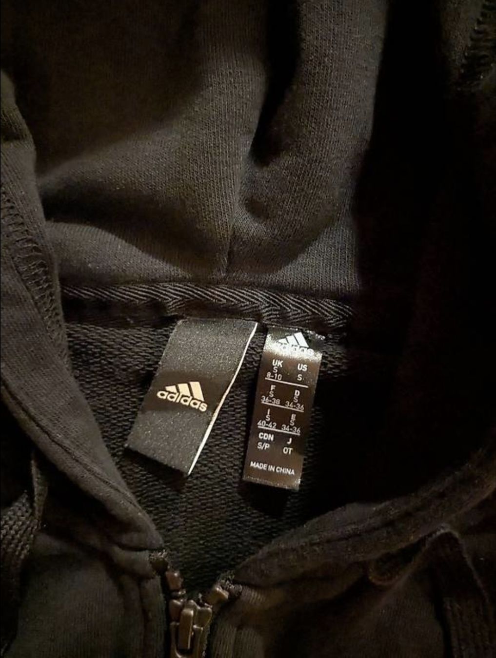 Adidas Maglioni & Felpe: Adidas Hoodie – Nuovo (secondo la descrizione) da Rüeterswil venduto da Ostara90 1