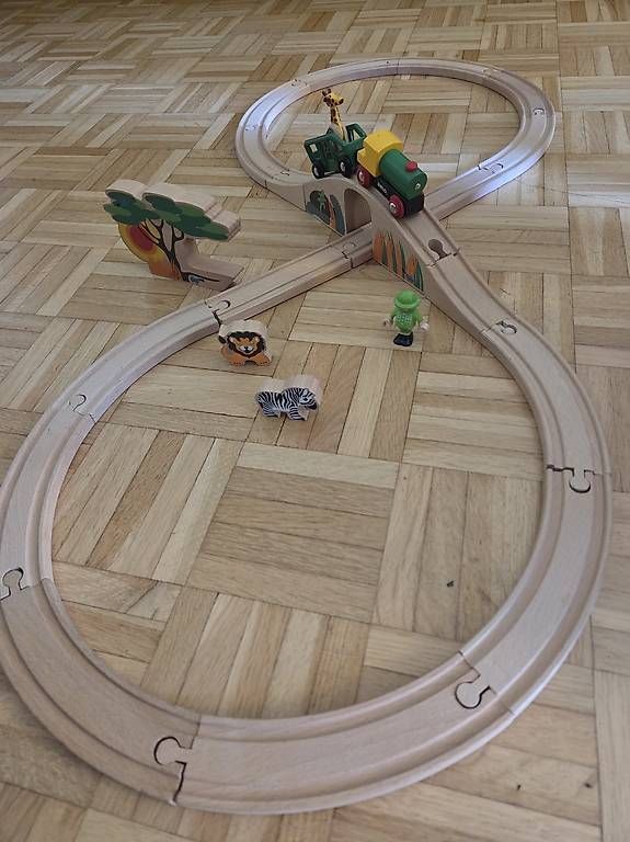 Spielzeuge: Brio Eisenbahn Set Safari  – Gebraucht aus Aesch BL von VogelJ 4